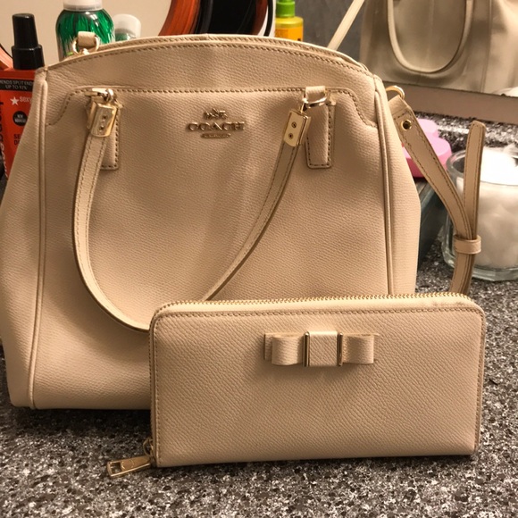 Coach Handbags - Coach crossbody & wallet